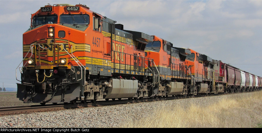 BNSF 4457